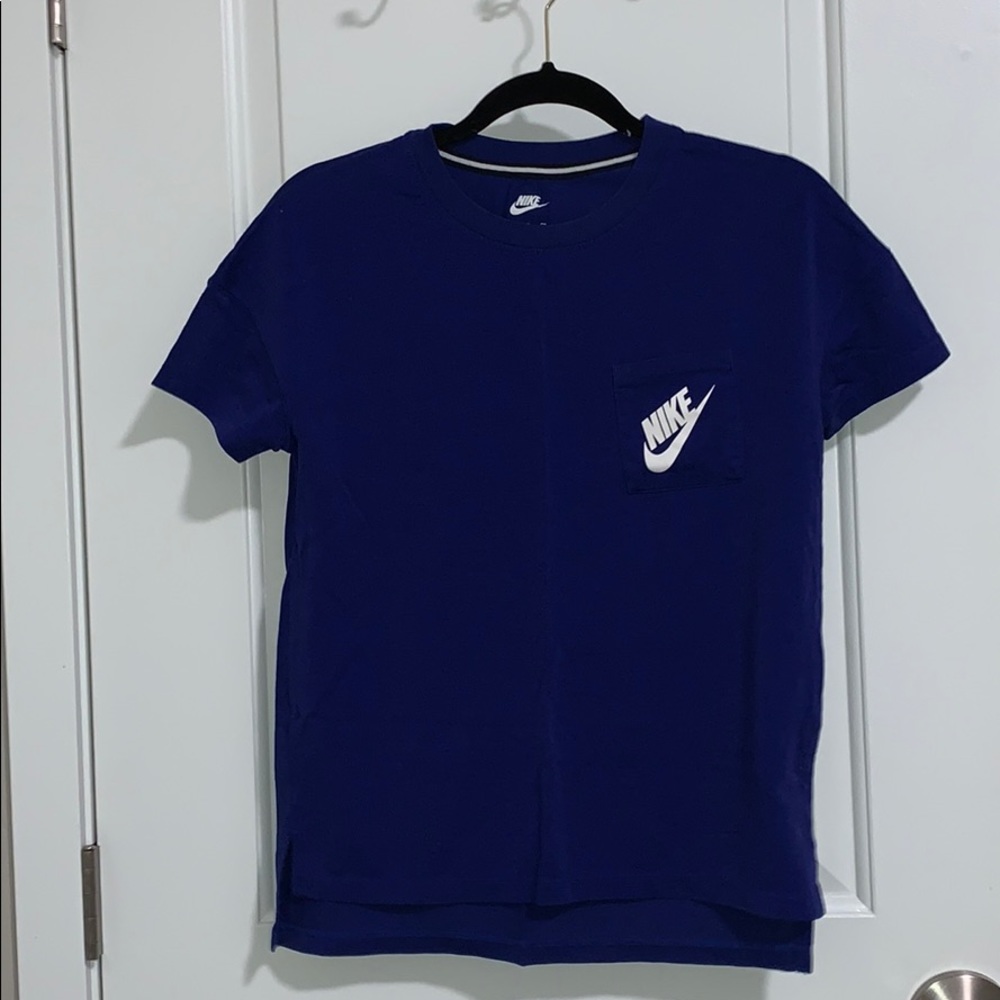 Nike T-shirt
